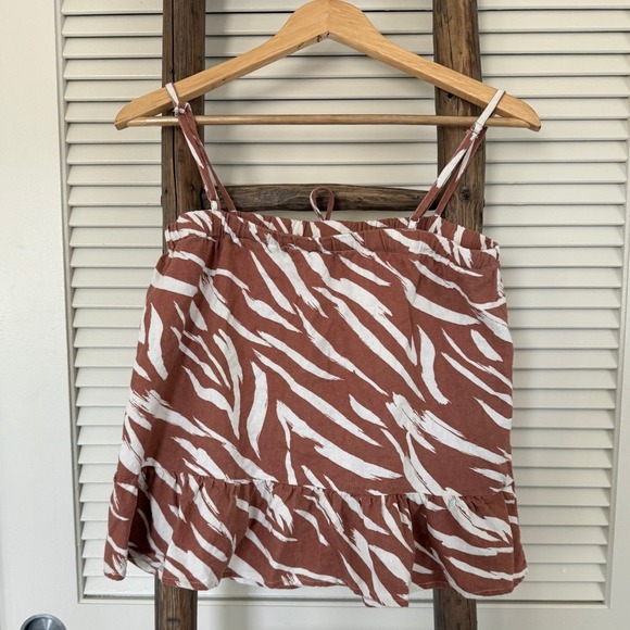 GILLI Zebra Print Cami Top Brown White Sleeveless Ruffle Hem Tie Front SIze S - Picture 2 of 4